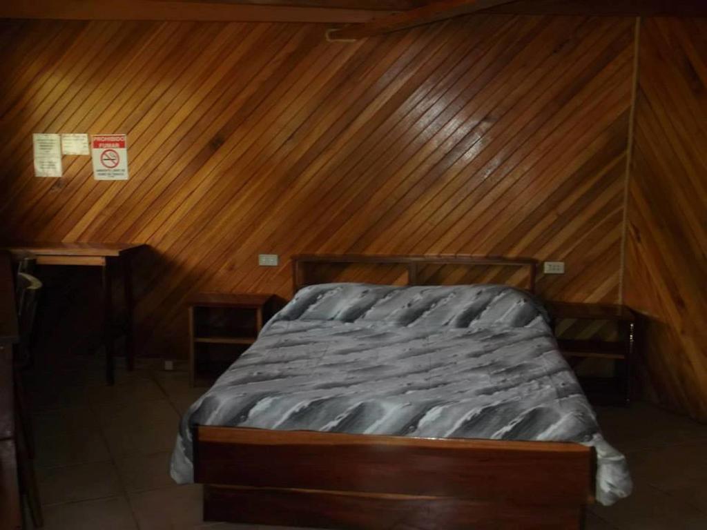 Hotel Las Fresas Del Volcan Poas Sabana Redonda Quarto foto