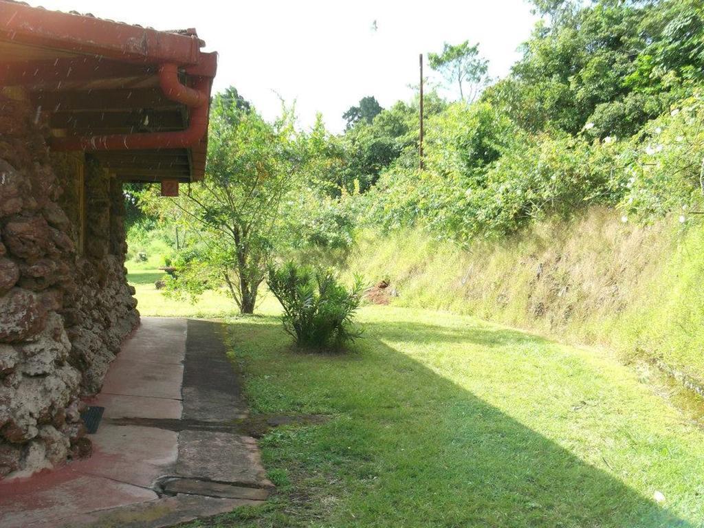 Hotel Las Fresas Del Volcan Poas Sabana Redonda Exterior foto
