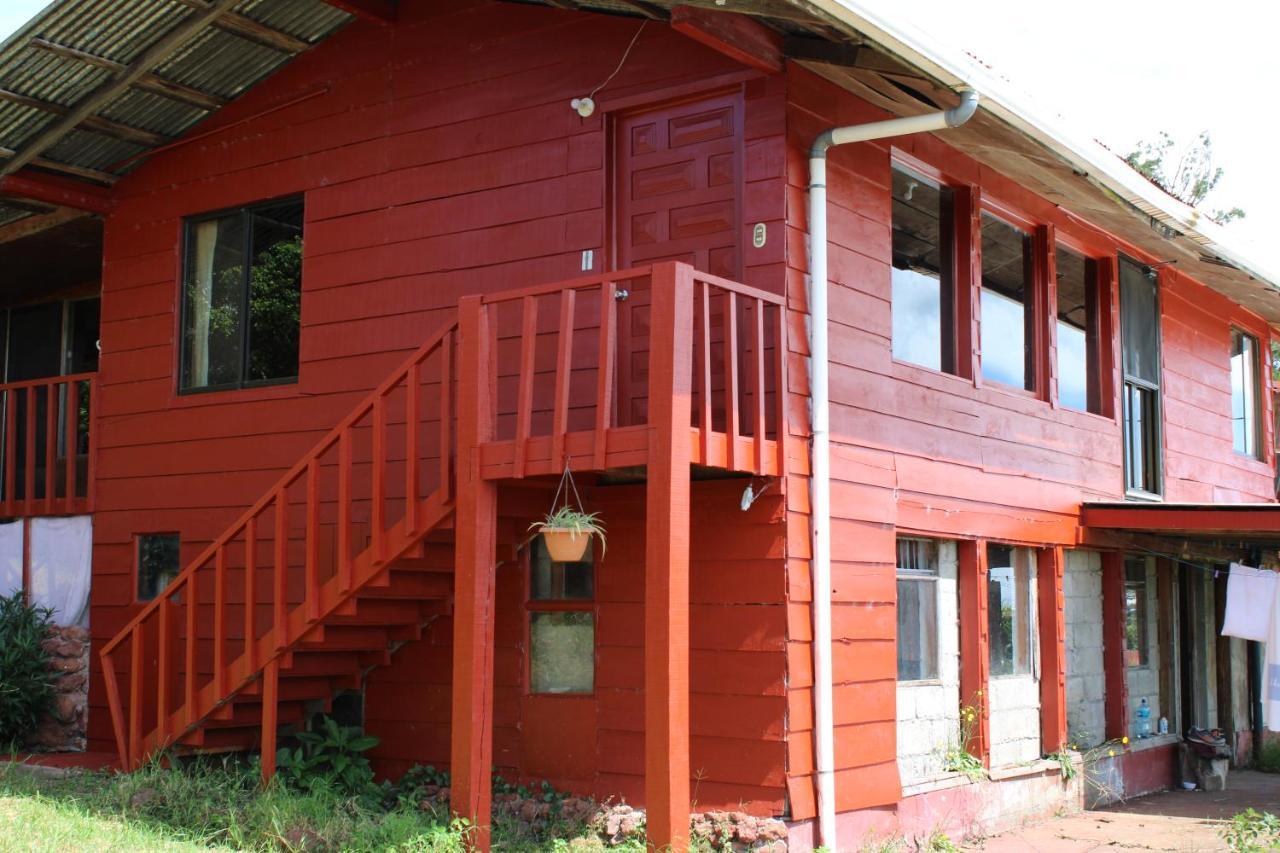 Hotel Las Fresas Del Volcan Poas Sabana Redonda Exterior foto