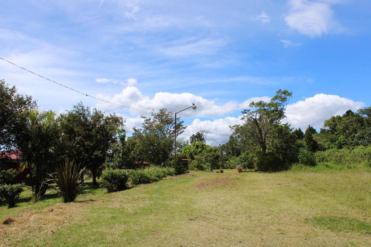 Hotel Las Fresas Del Volcan Poas Sabana Redonda Exterior foto